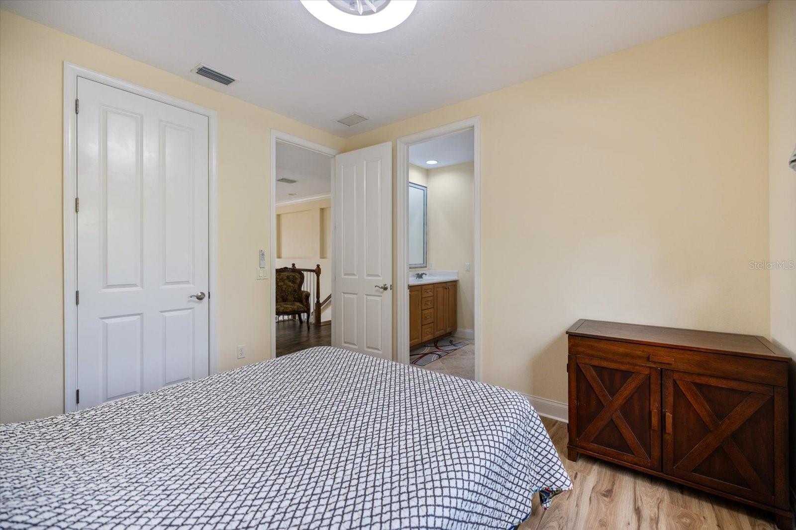 6120 E 27 ST E — photo 23
