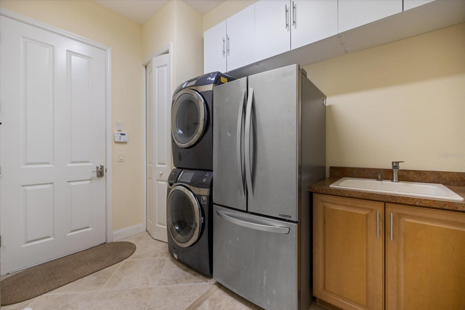 6120 E 27 ST E — photo 39