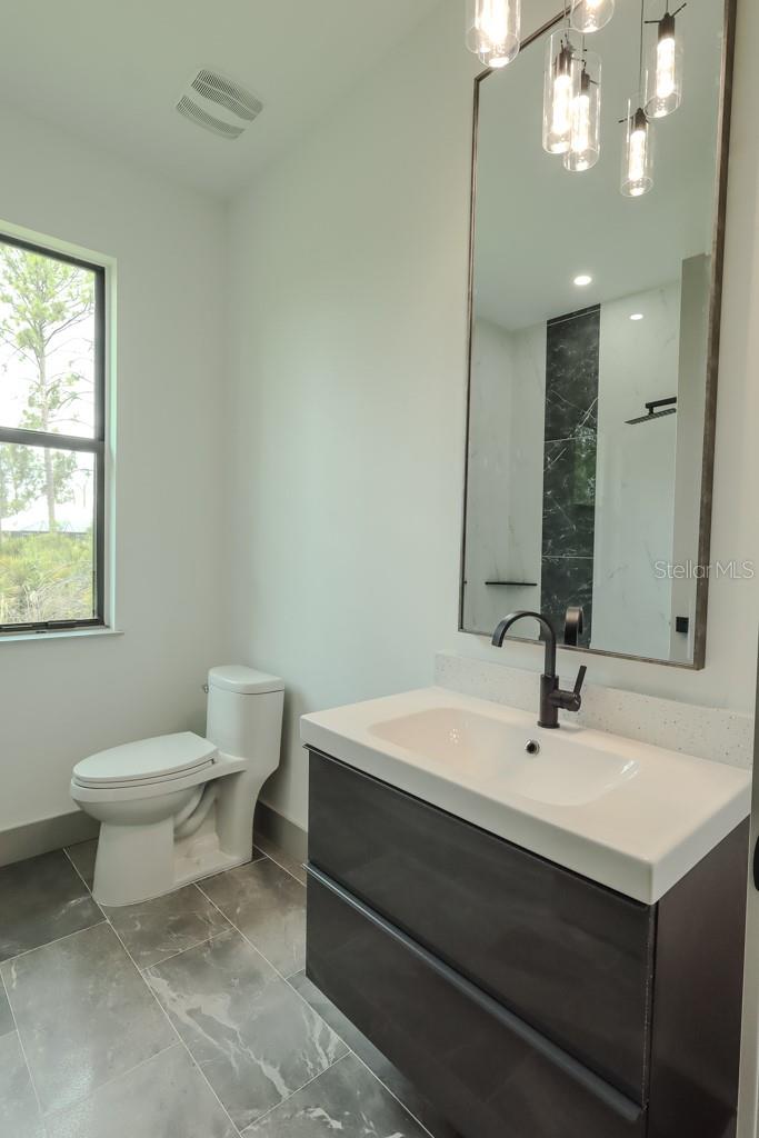5438 SYLVANIA AVE — photo 17