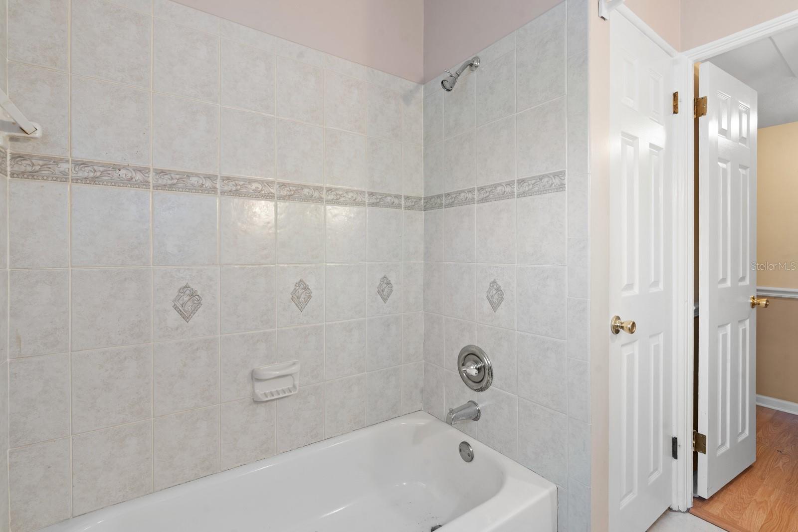 3414 W WALLCRAFT AVE — photo 24