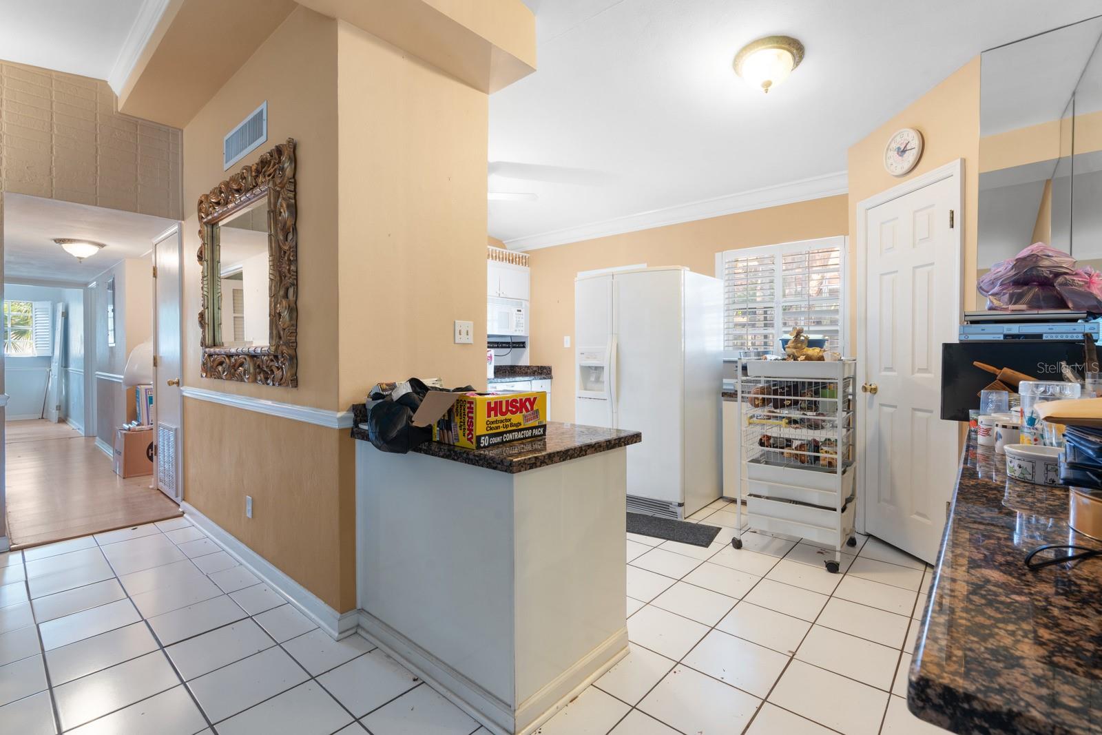 3414 W WALLCRAFT AVE — photo 19