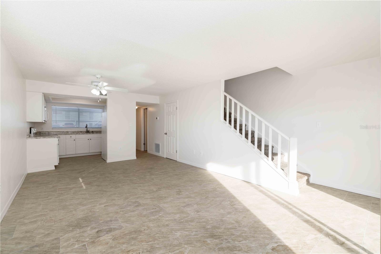 3569 BEE RIDGE — photo 9