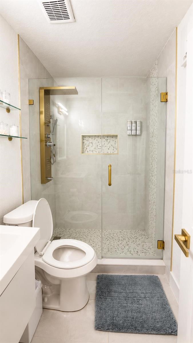 2109 E NAVAJO AVE — photo 18