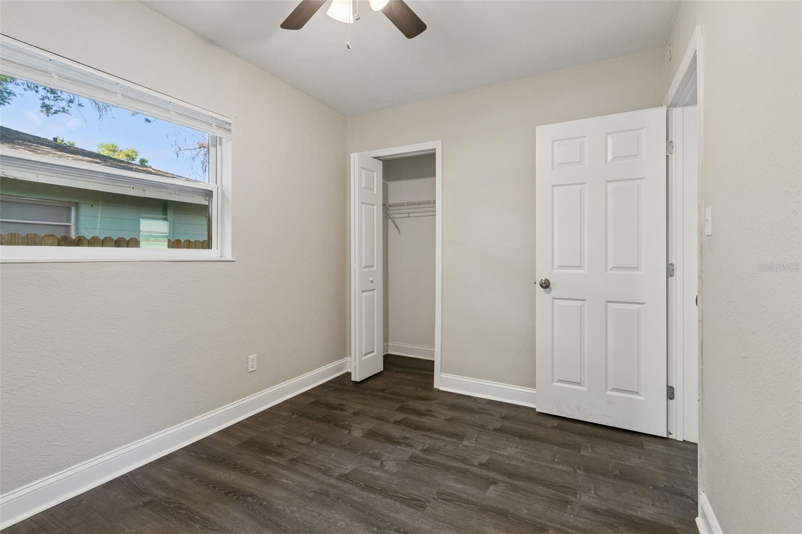 6710 N HARER ST — photo 36