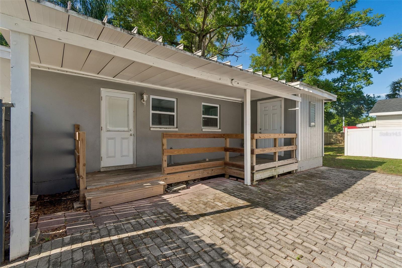 6710 N HARER ST — photo 58