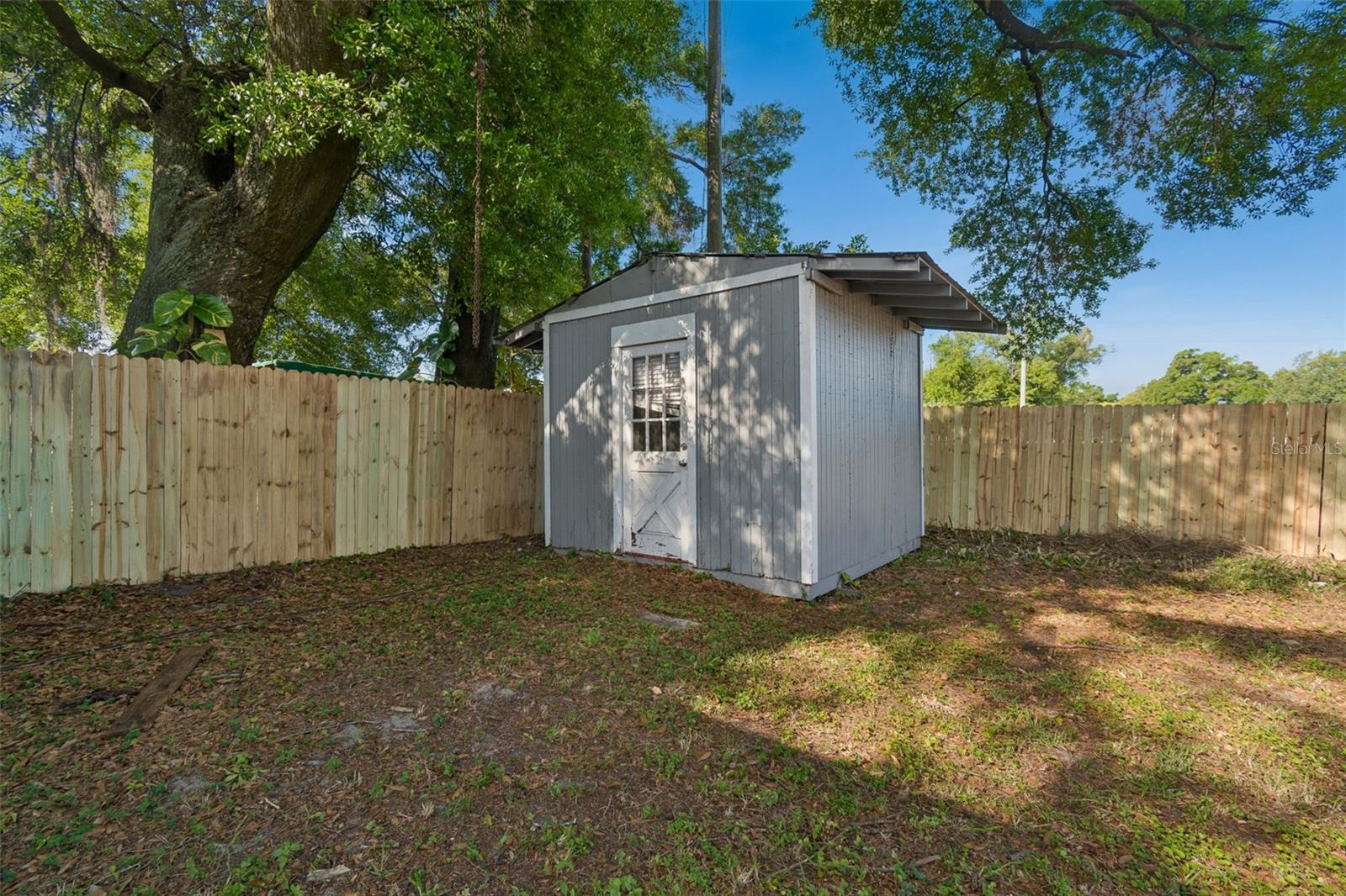6710 N HARER ST — photo 50