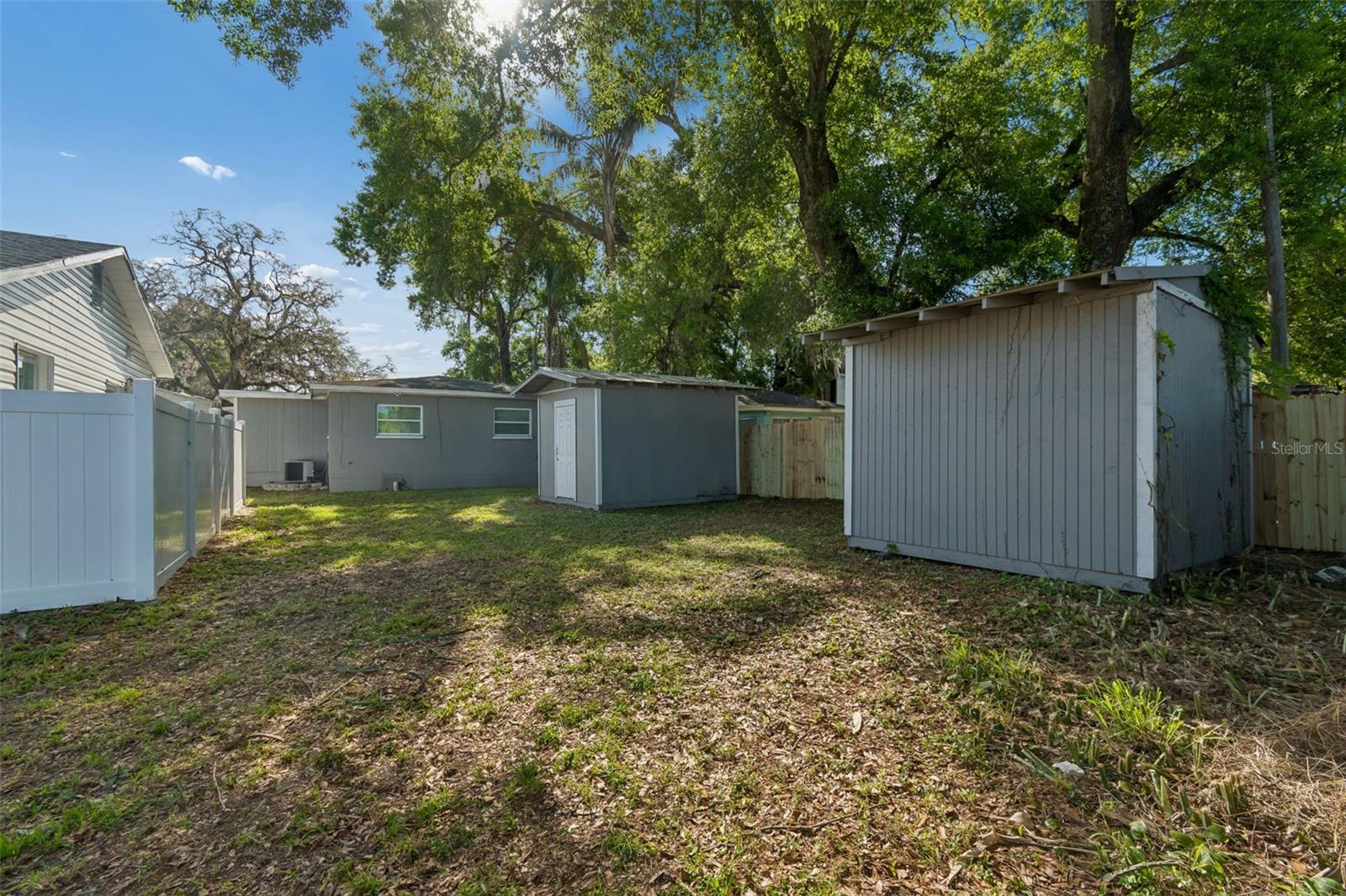 6710 N HARER ST — photo 51