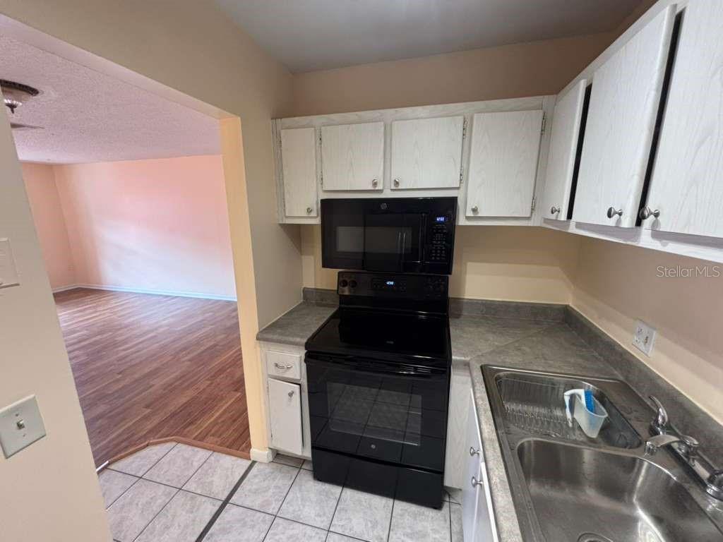 660 62ND AVE N #1204 — photo 3