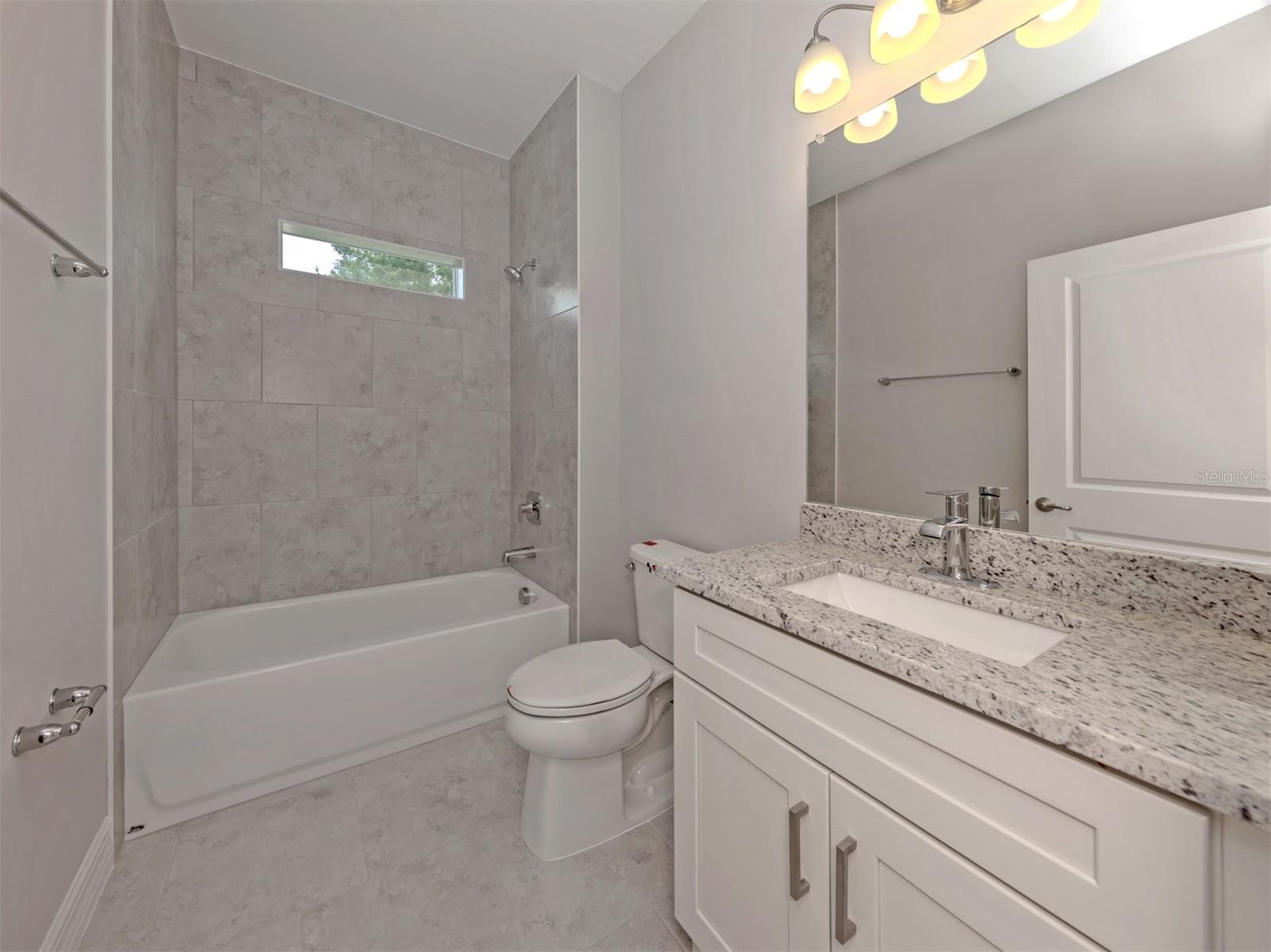 1047 COMFORT LN — photo 22