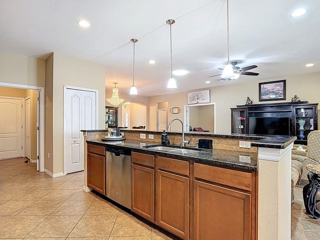 11213 KISKADEE CIR — photo 16