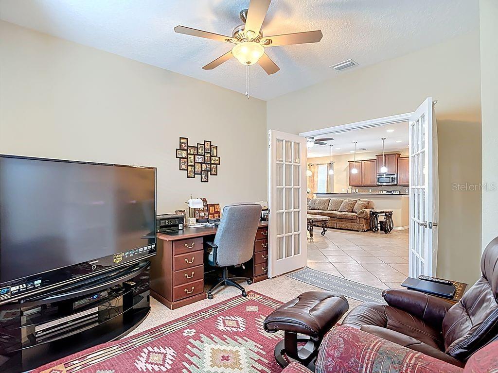 11213 KISKADEE CIR — photo 32