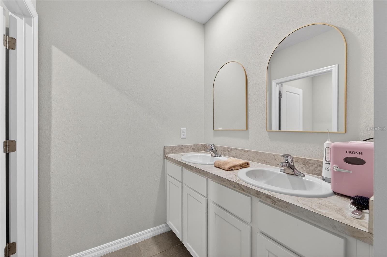3009 BLAKERT CT — photo 36