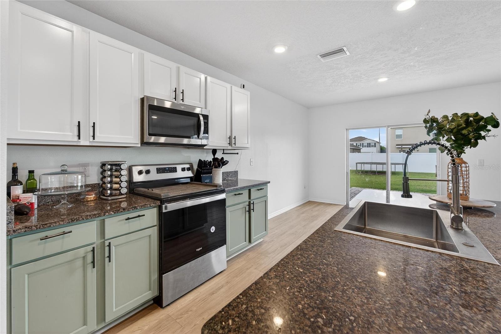3009 BLAKERT CT — photo 14