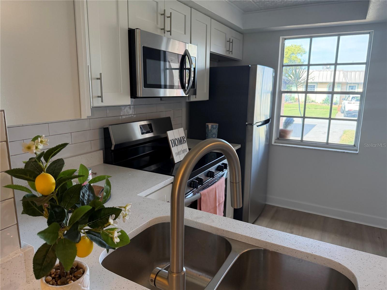 4412 SUNSTATE DR #A — photo 42