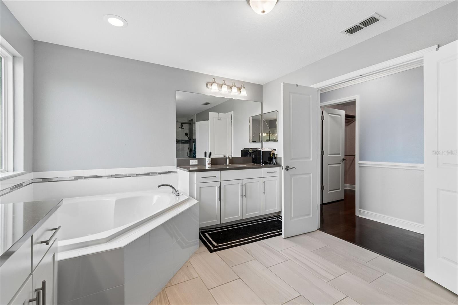 10316 CLOVER PINE DR — photo 61
