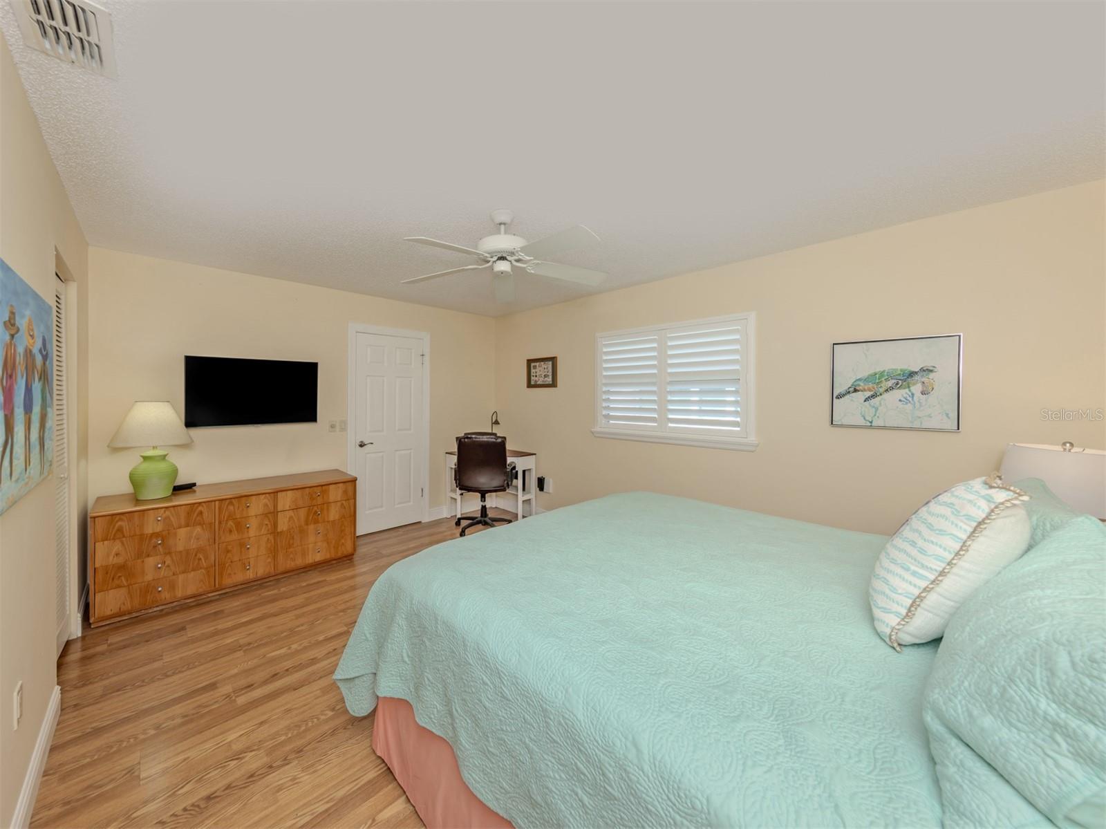 414 CIRCLEWOOD DR #H2 — photo 23