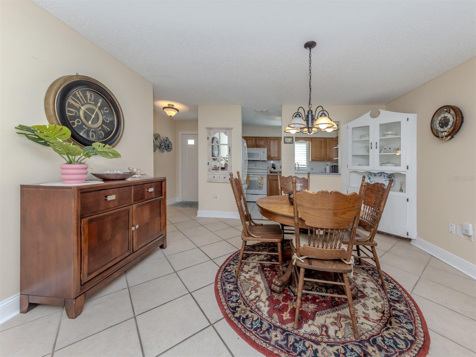 414 CIRCLEWOOD DR #H2 — photo 14