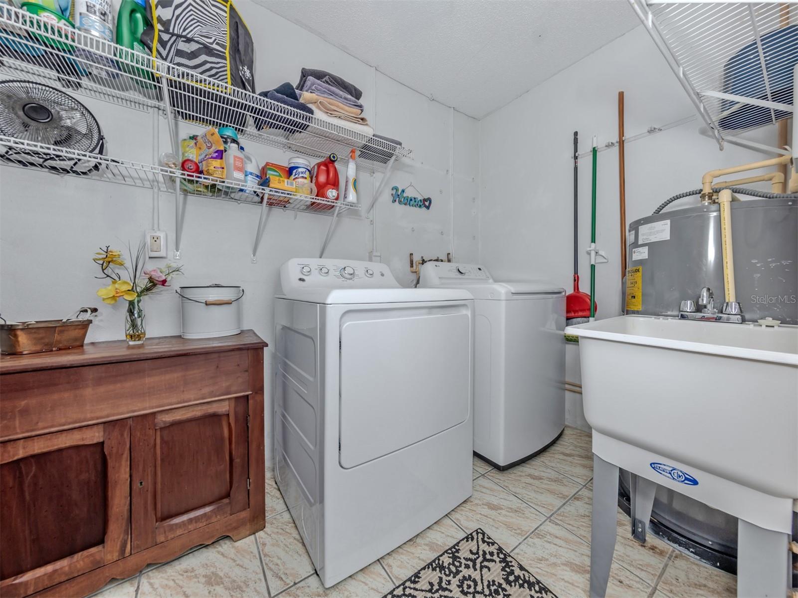 414 CIRCLEWOOD DR #H2 — photo 29