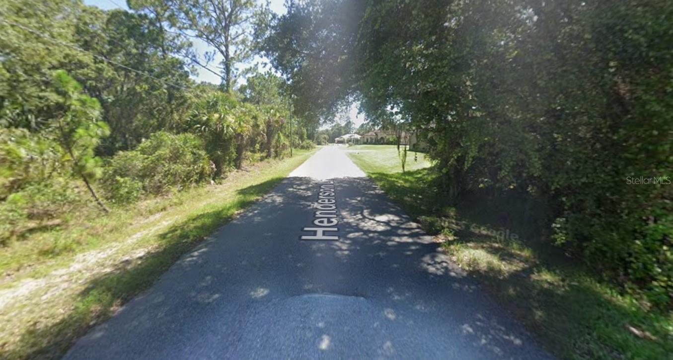 HENDERSON LN — photo 4