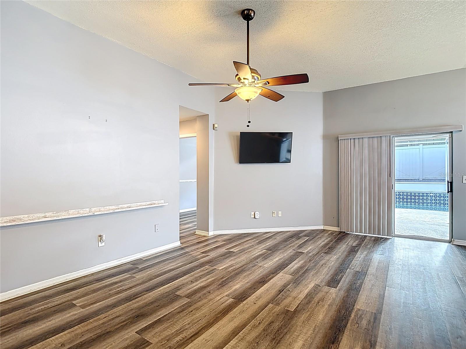 2631 GREEN VALLEY ST — photo 21