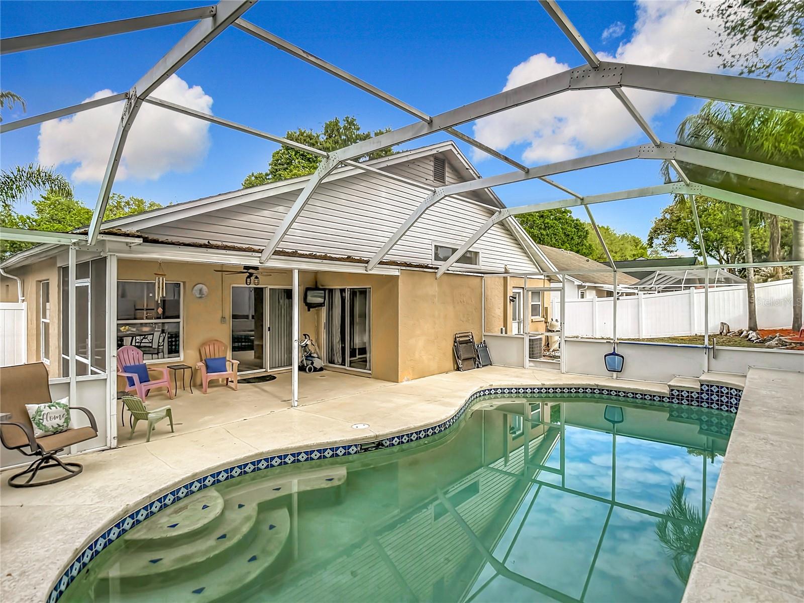 2631 GREEN VALLEY ST — photo 42