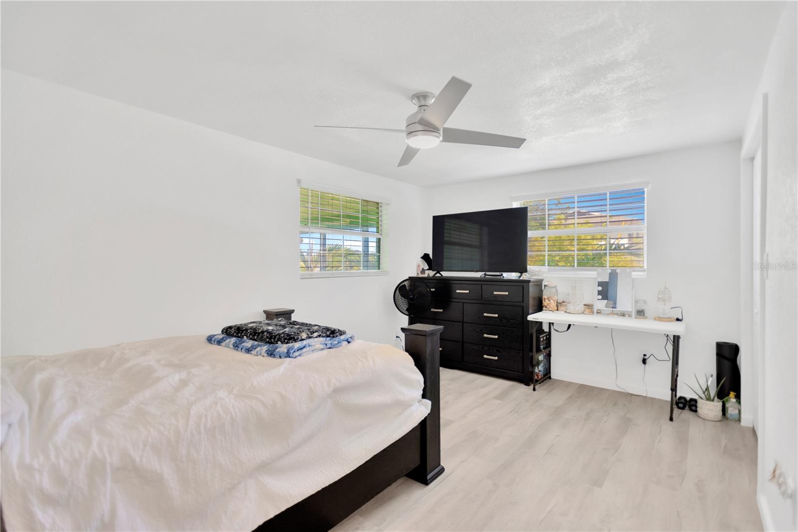 13724 COX AVE — photo 26