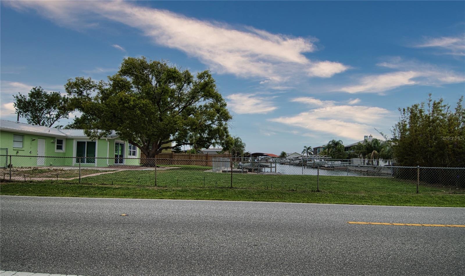 13724 COX AVE — photo 29