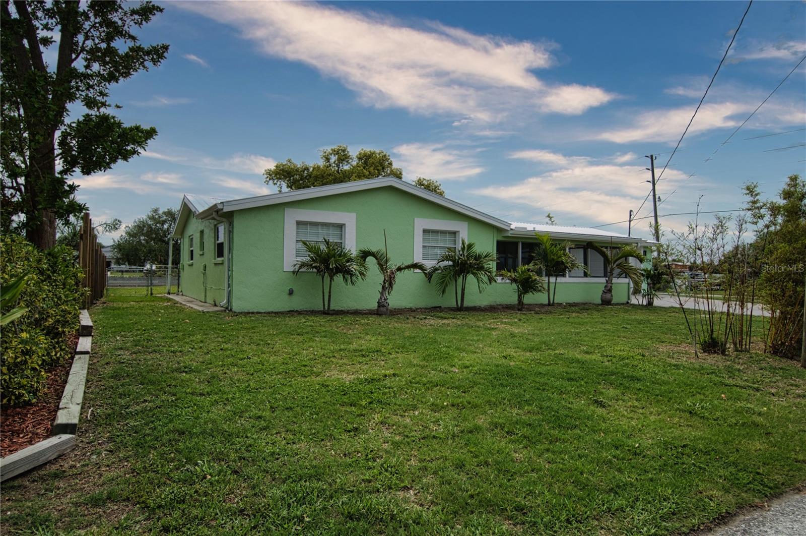 13724 COX AVE — photo 5