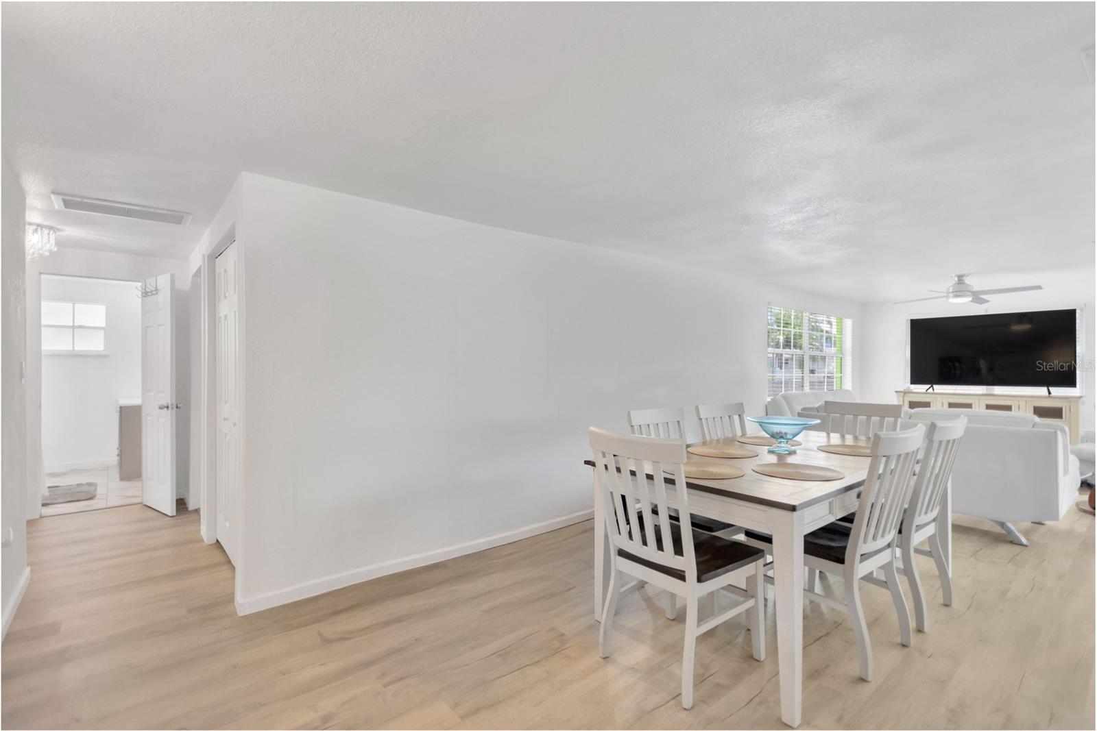 13724 COX AVE — photo 12