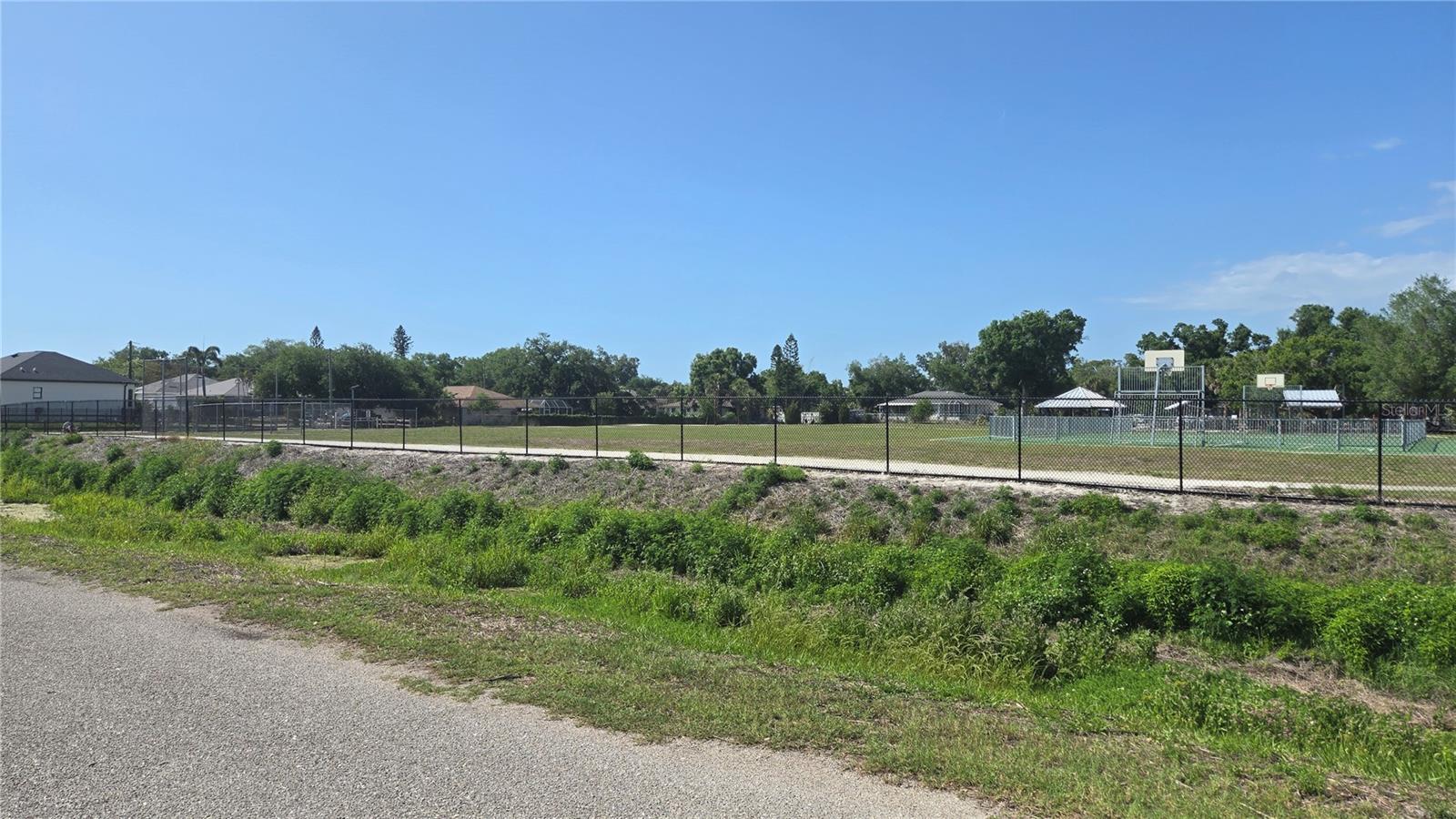 ROLLA RD — photo 5