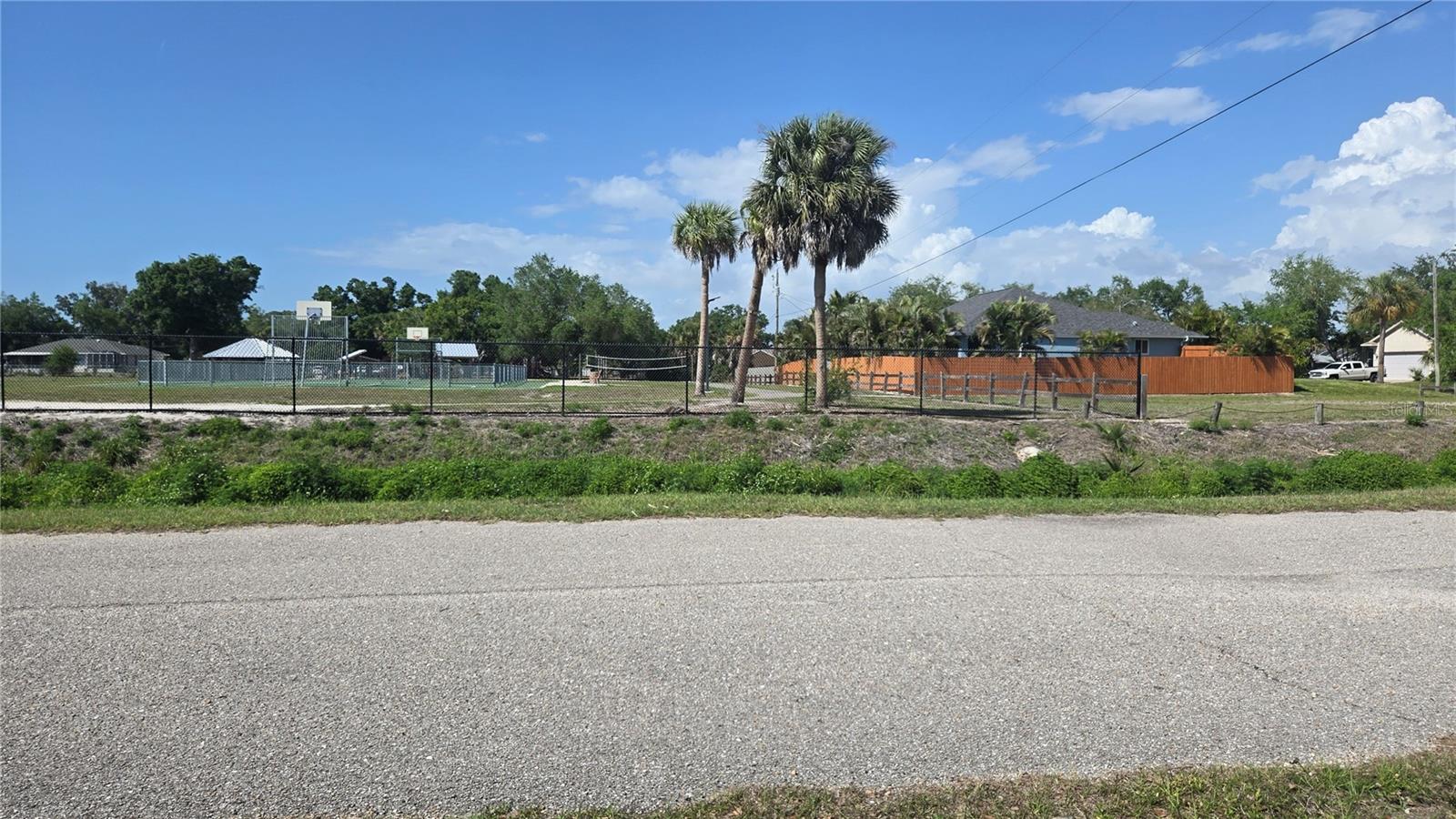 ROLLA RD — photo 4