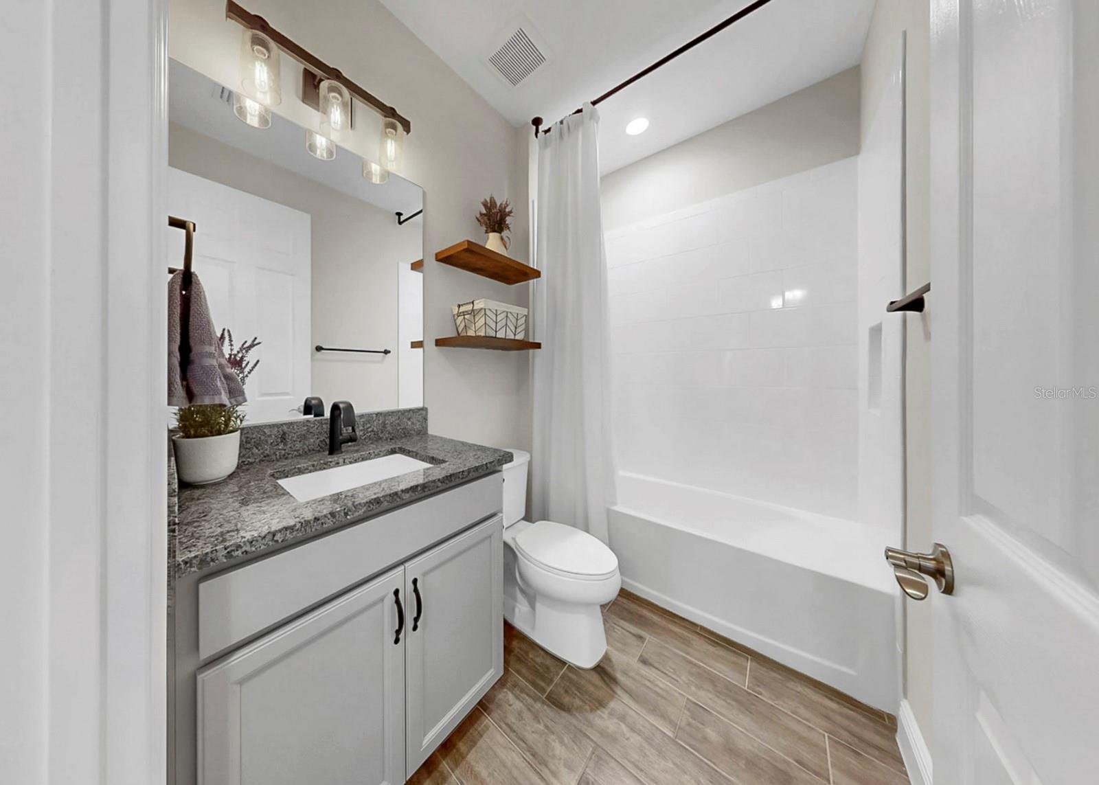 13036 PENNYBROOK DR — photo 24