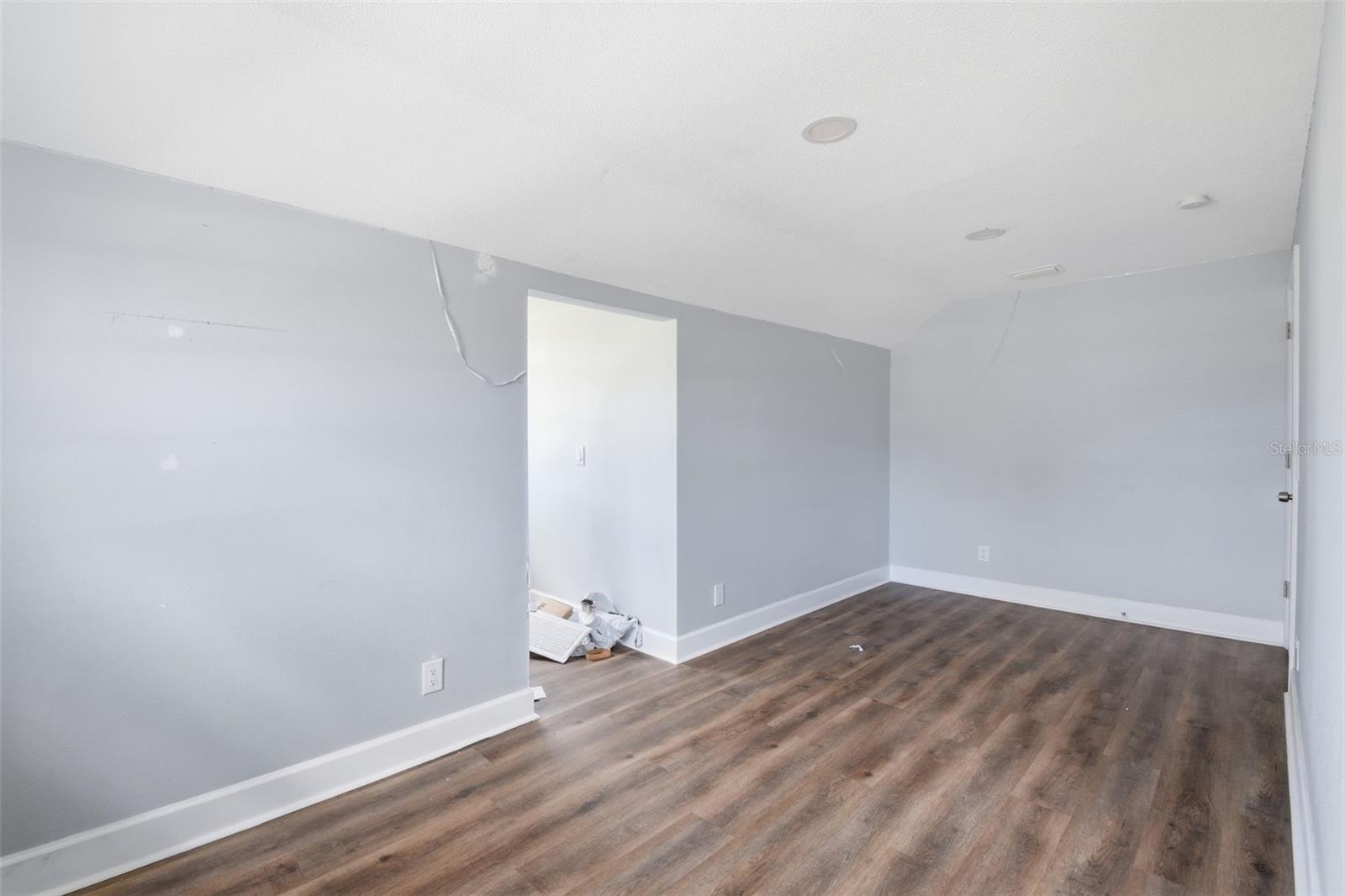 2513 16TH AVE W — photo 29