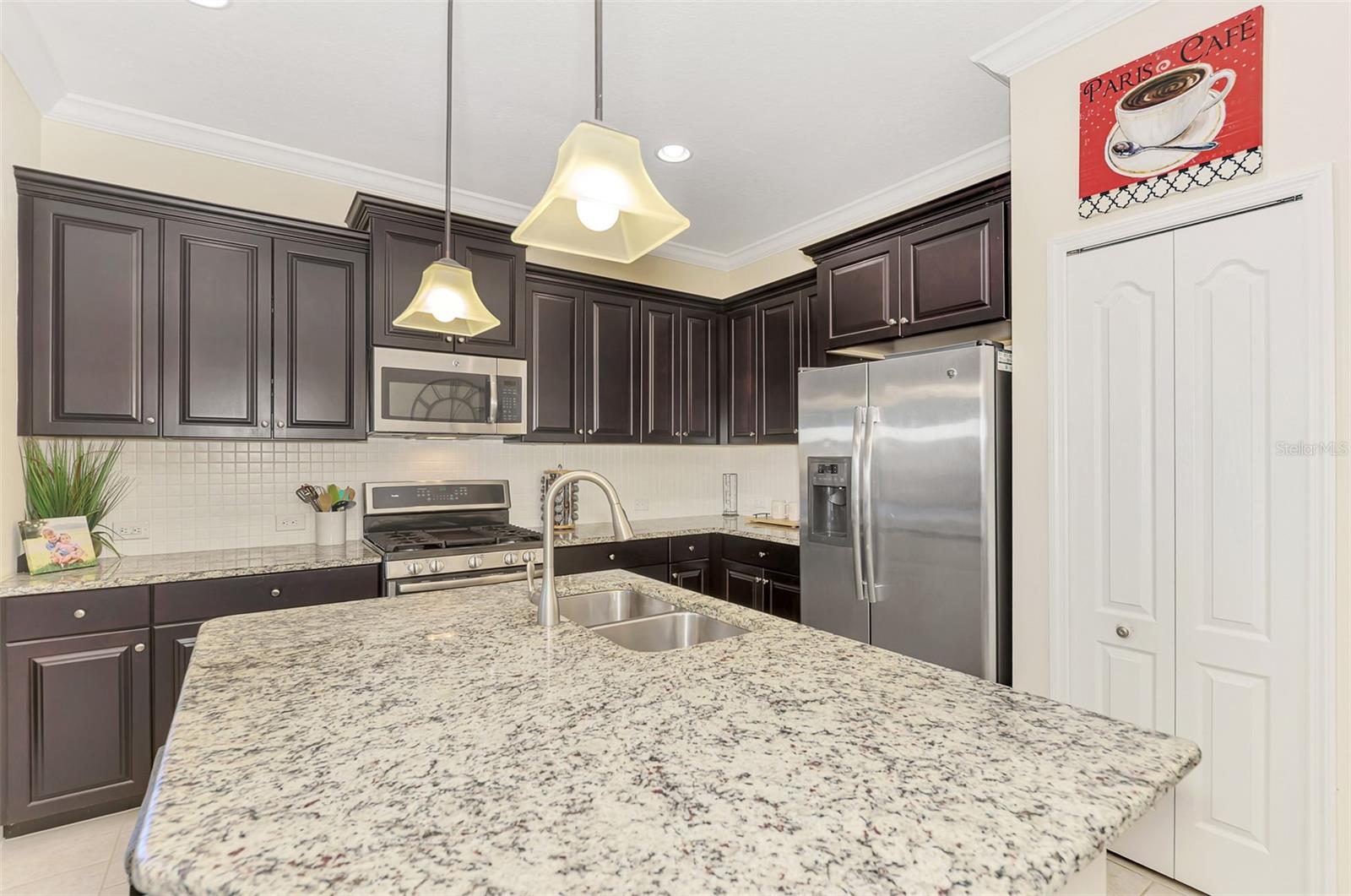 1321 BACKSPIN DR — photo 10