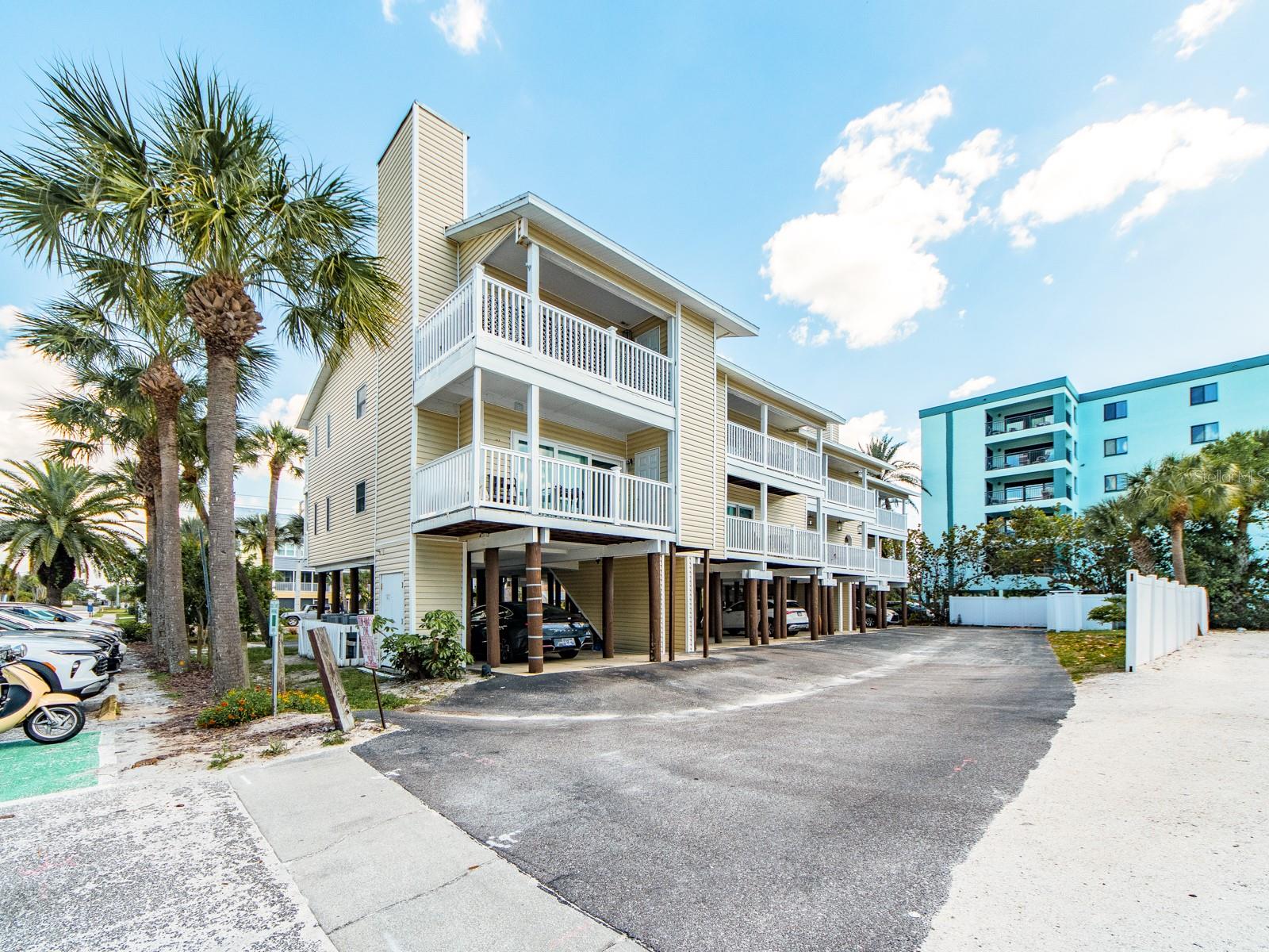 2406 GULF BLVD #204 — photo 3