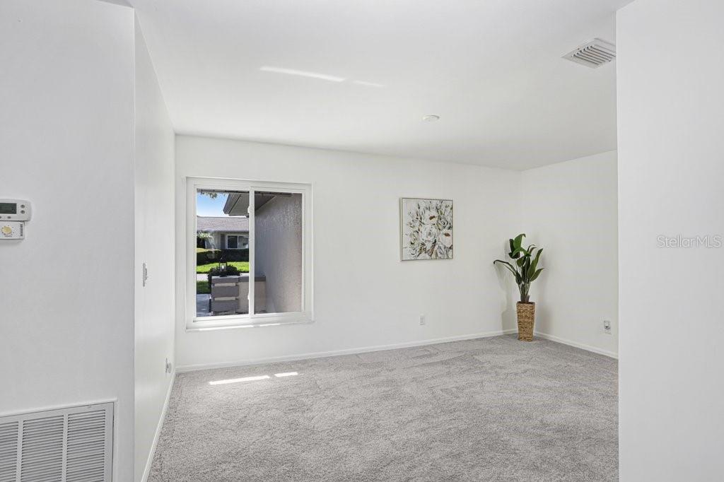 2306 LANCASTER DR #2306 — photo 12
