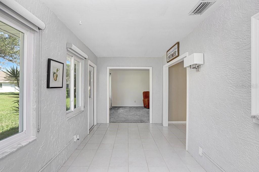 2306 LANCASTER DR #2306 — photo 21