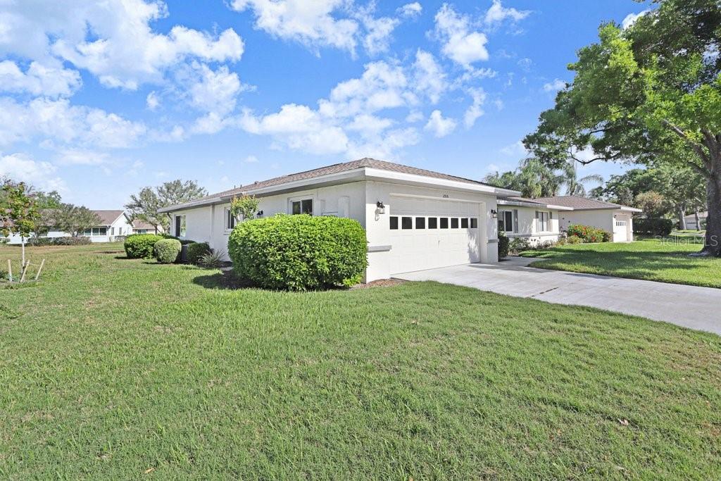2306 LANCASTER DR #2306 — photo 5