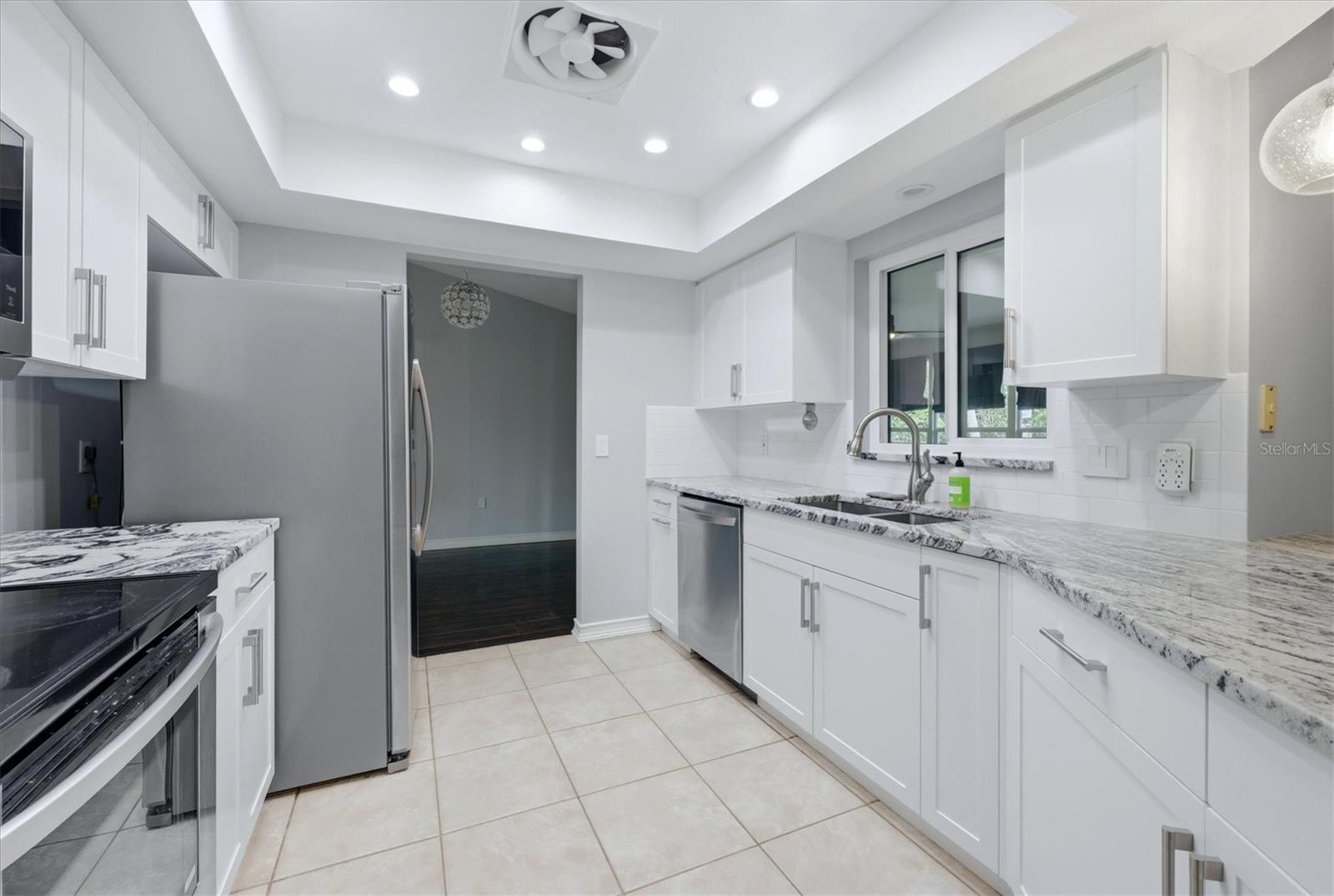 5599 WILDE OAK WAY — photo 24