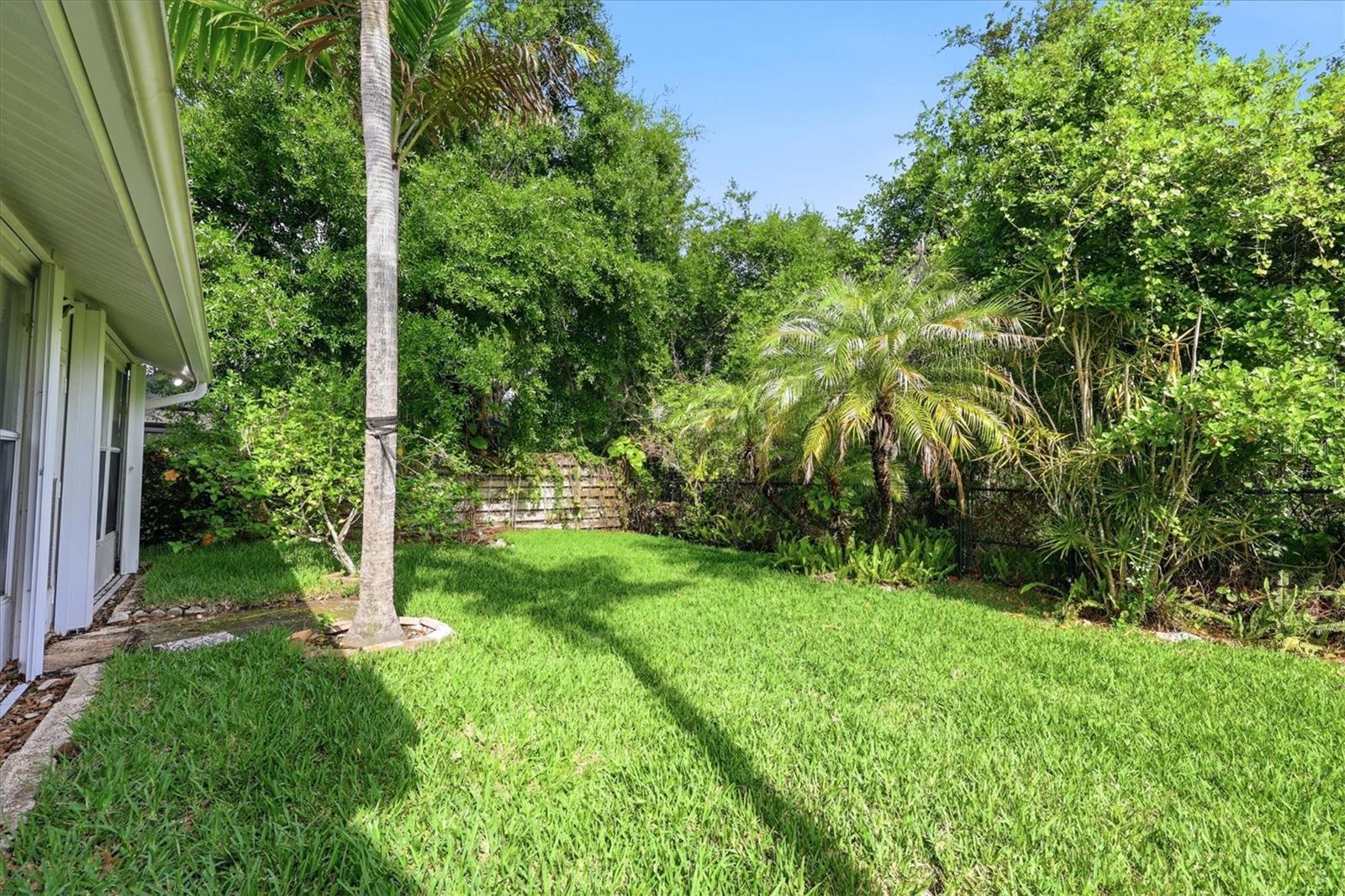 5599 WILDE OAK WAY — photo 37