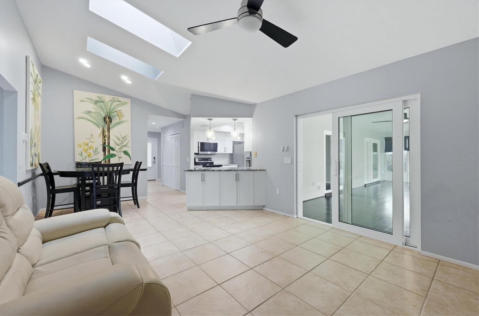 5599 WILDE OAK WAY — photo 20