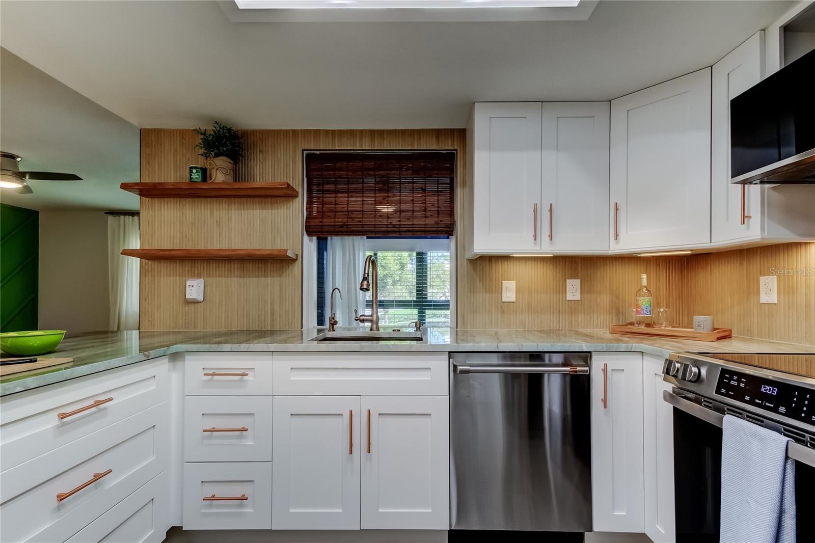 2673 SABAL SPRINGS CIR #201 — photo 5