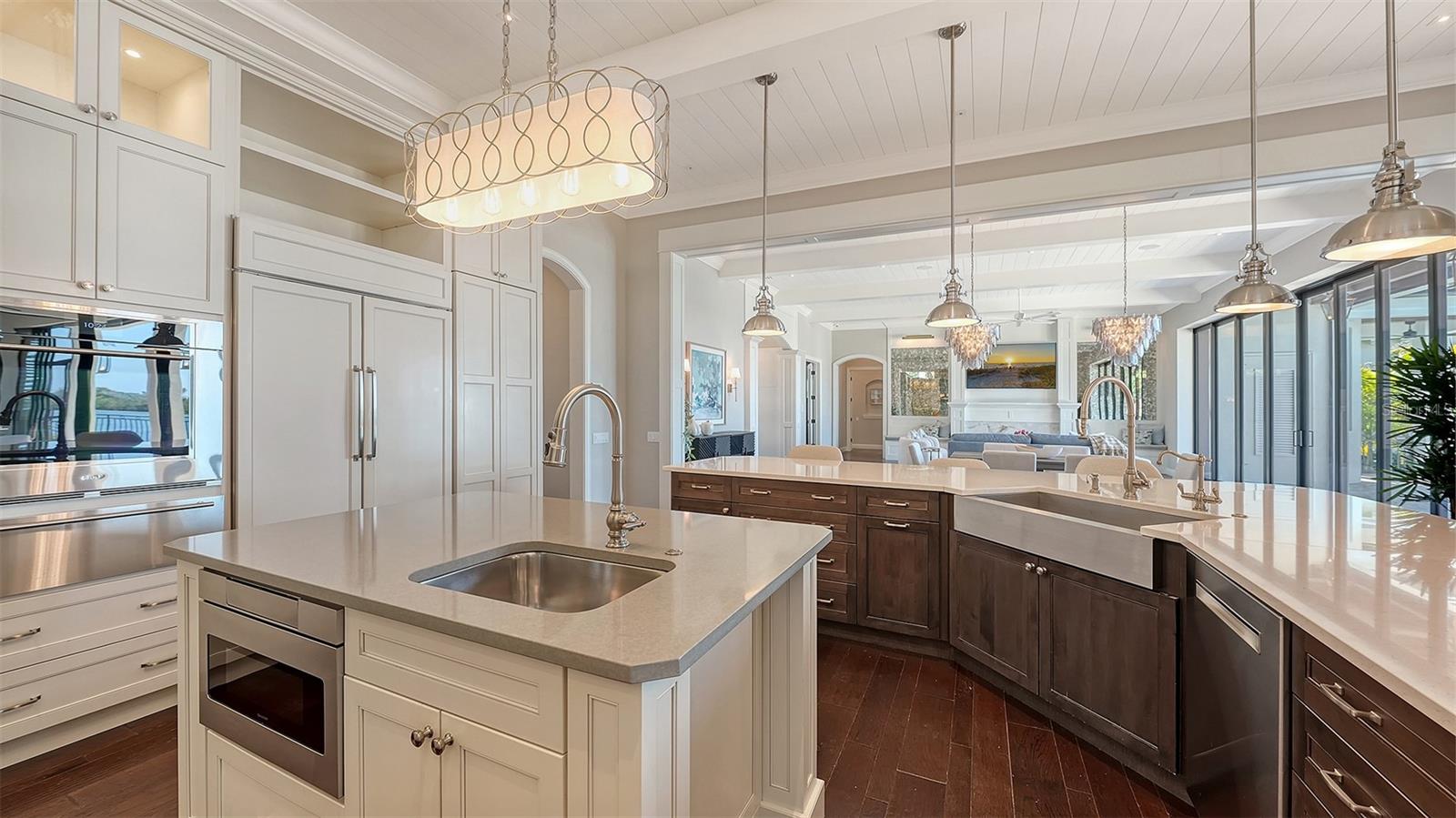 313 LOOKOUT POINT DR — photo 49