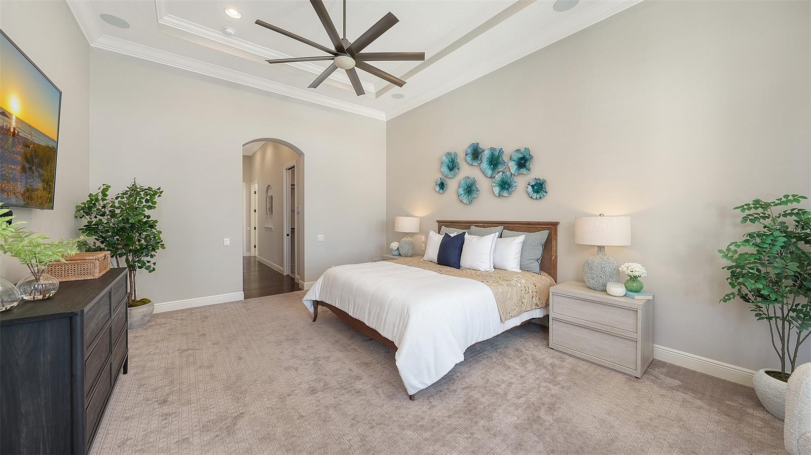 313 LOOKOUT POINT DR — photo 57