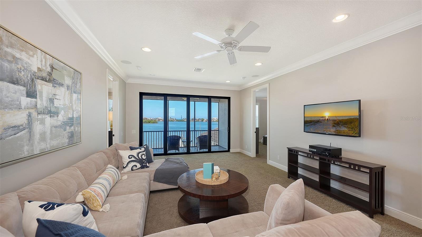 313 LOOKOUT POINT DR — photo 76