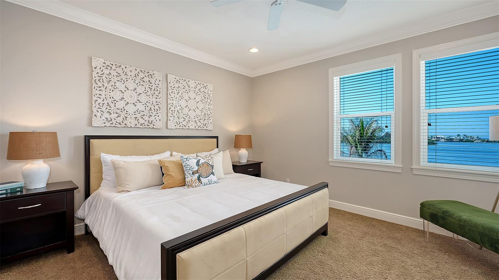 313 LOOKOUT POINT DR — photo 81