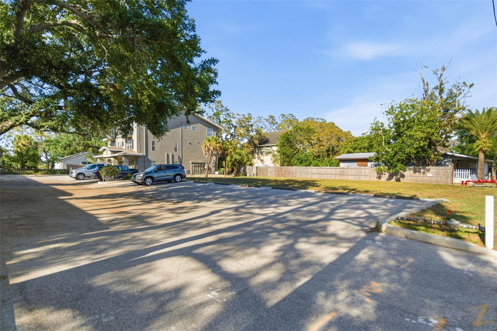 444 SKINNER BLVD — photo 5