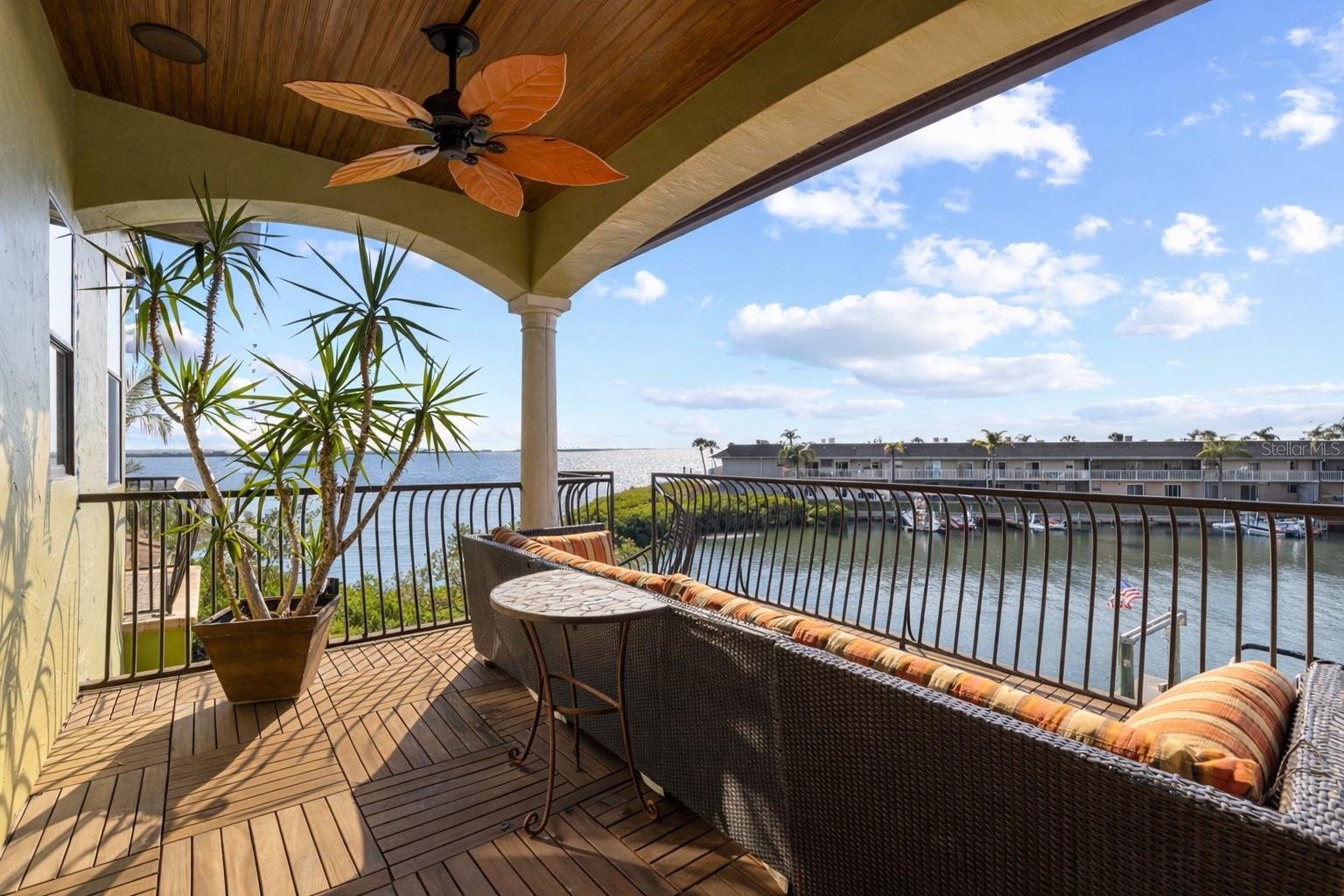 4128 CAUSEWAY VISTA DR — photo 63