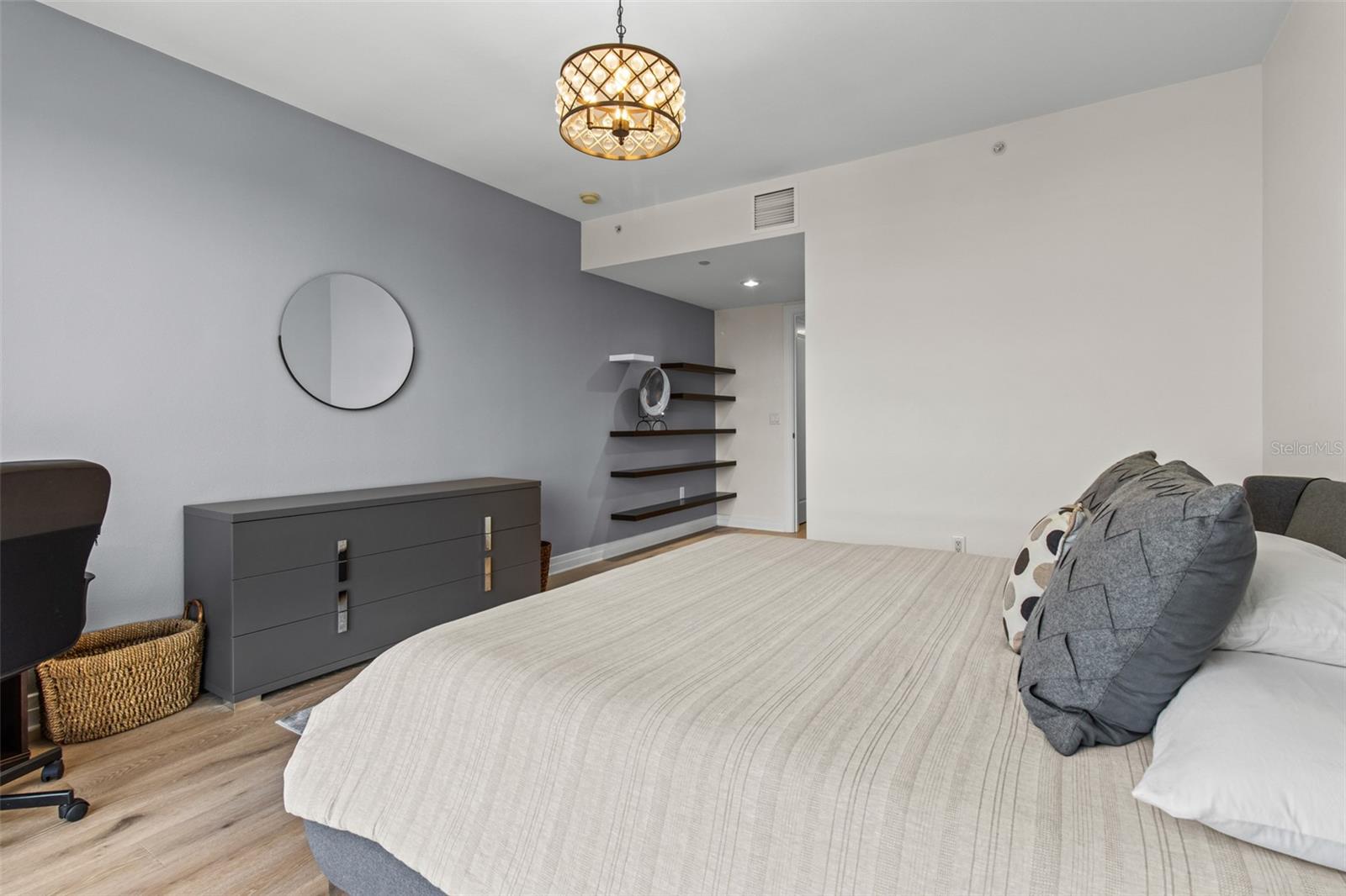 331 CLEVELAND ST #2102 — photo 17