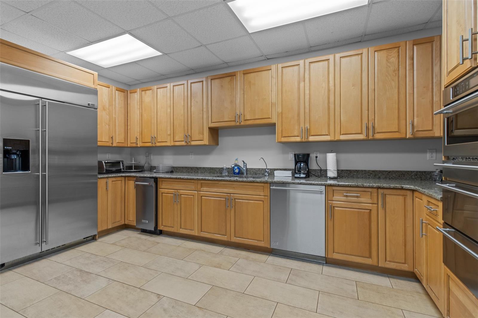 331 CLEVELAND ST #2102 — photo 47